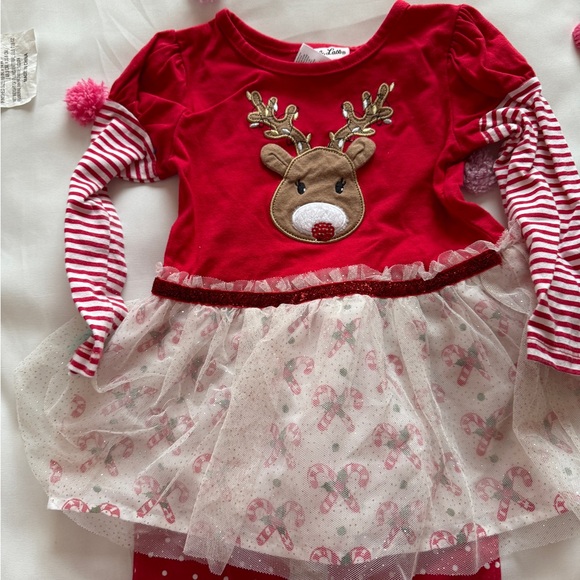 Christmas Outfit - Picture 3 of 12